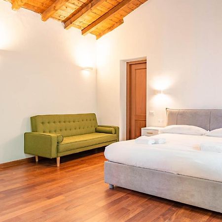Appartamento Le Guglie In Piazza Castello - Centro Storico Μιλάνο Εξωτερικό φωτογραφία